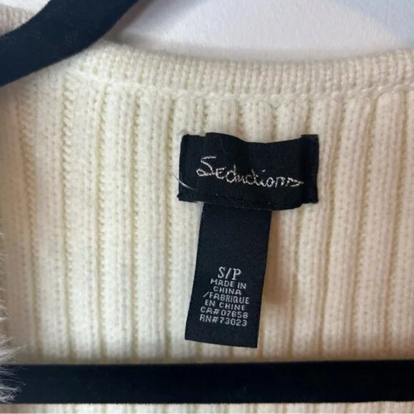 SEDUCTIONS size S white faux fur front vest - Picture 4 of 9